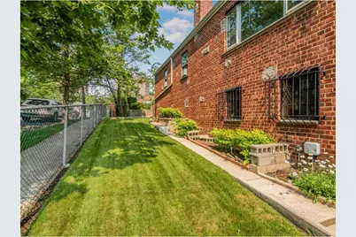 6003 Tyndall Avenue, New York City, NY 10471 - Photo 18