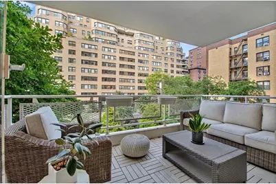 40 E 9th Street #3G, New York, NY 10003 - Photo 1