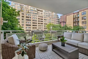 40 E 9th St, New York, NY 10003 - Photo 1