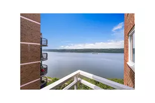 2575 Palisade Ave, New York City, NY 10463 - Photo 24