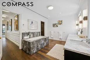 241 E 48th St, New York City, NY 10017 - Photo 18