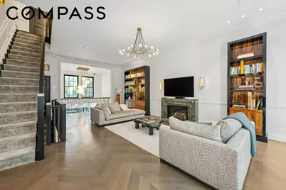 241 E 48th Street, New York City, NY 10017 - Photo 12