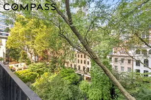 241 E 48th St, New York City, NY 10017 - Photo 26