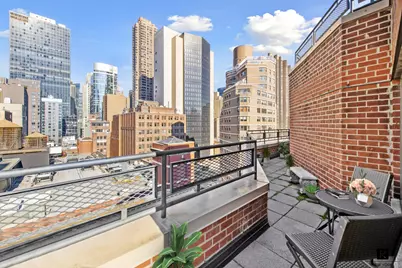 210 E 36th Street #PH-C, New York, NY 10016 - Photo 4