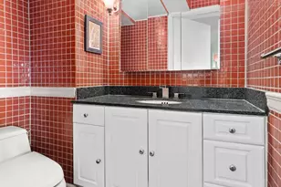 210 E 36th St, New York, NY 10016 - Photo 6