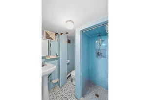 2019 Avenue R, Brooklyn, NY 11229 - Photo 16