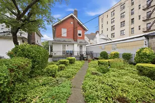2019 Avenue R, Brooklyn, NY 11229 - Photo 22