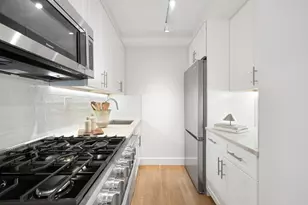 555 Main St, New York City, NY 10044 - Photo 6