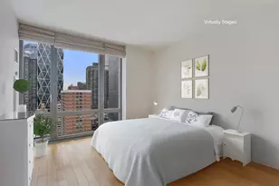 310 W 52nd St, New York City, NY 10019 - Photo 8