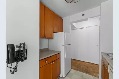 4-74 48th Avenue #9-N, New York City, NY 11109 - Photo 8