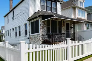 143-01 Ferndale Ave, New York City, NY 11435 - Photo 2