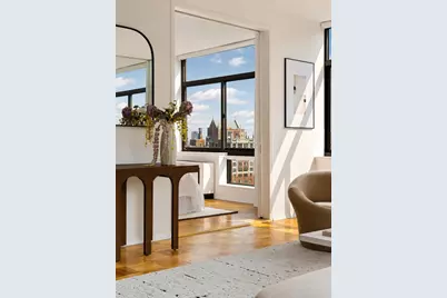 303 E 43rd Street #25B, New York City, NY 10017 - Photo 8