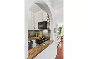 408 W 57th St, New York, NY 10019 - Photo 4