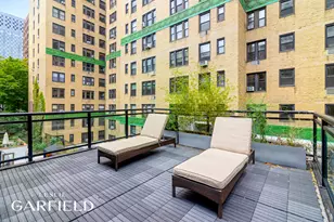 310 E 69th St, New York, NY 10021 - Photo 12