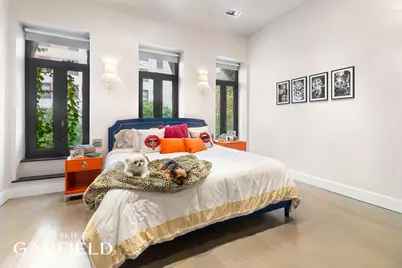 310 E 69th Street, New York, NY 10021 - Photo 8