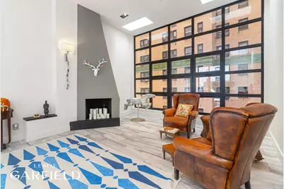 310 E 69th Street, New York, NY 10021 - Photo 2