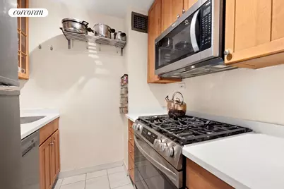 61 Jane Street #11F, New York City, NY 10014 - Photo 16