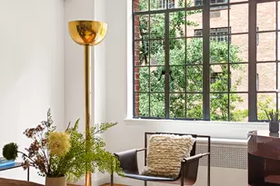 324 E 41st St, New York City, NY 10017 - Photo 2