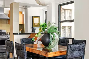 324 E 41st St, New York City, NY 10017 - Photo 4