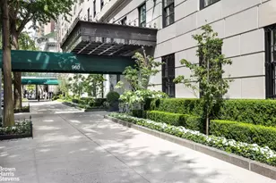 960 5th Ave, New York City, NY 10075 - Photo 8