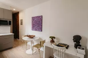 124 Thompson St, New York City, NY 10012 - Photo 10