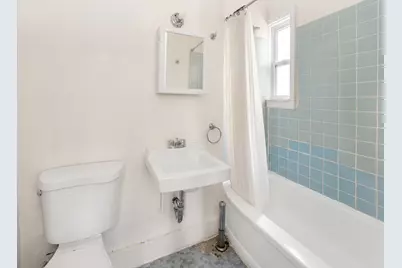 395 Washington Avenue #6, Brooklyn, NY 11238 - Photo 2