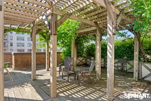 301 E 63rd St, New York City, NY 10065 - Photo 14