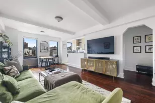 300 W 23rd St, New York, NY 10011 - Photo 2