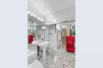 114 E 72nd Street #9C, New York City, NY 10021 - Photo 10