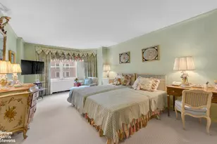 114 E 72nd St, New York City, NY 10021 - Photo 8