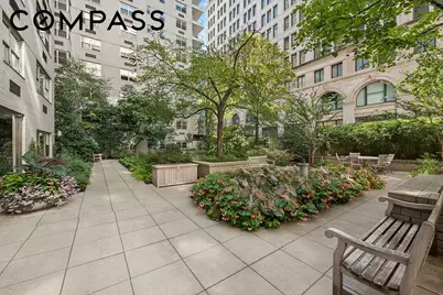 70 E 10th Street #16D, New York, NY 10003 - Photo 14