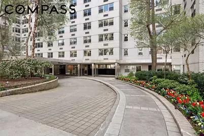 70 E 10th Street #16D, New York, NY 10003 - Photo 18