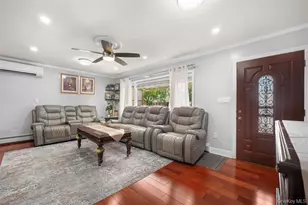 88-11 Sabre St, New York City, NY 11427 - Photo 2