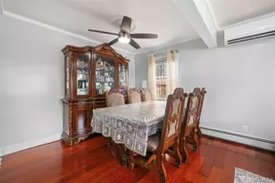 88-11 Sabre St, New York City, NY 11427 - Photo 4