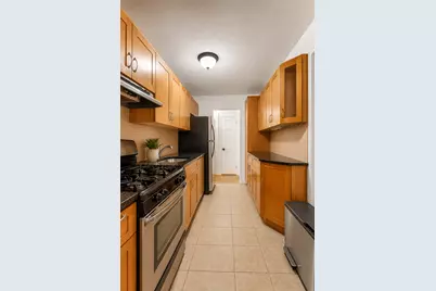 84-39 153rd Avenue #4J, Howard Beach, NY 11414 - Photo 4