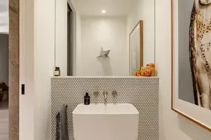6 W 20th St, New York City, NY 10011 - Photo 18