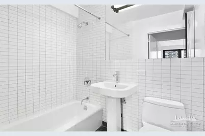 222 E 39th Street #7E, New York, NY 10016 - Photo 4