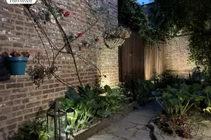 252 W 21st St, New York, NY 10011 - Photo 6