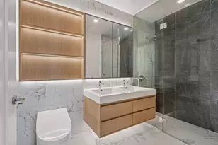 45-30 Pearson St, New York City, NY 11101 - Photo 6