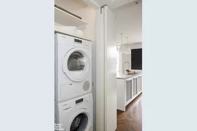 344 W 72nd Street #403, New York City, NY 10023 - Photo 16
