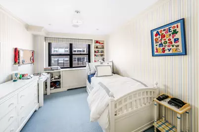 233 E 69th Street #14K, New York City, NY 10021 - Photo 10