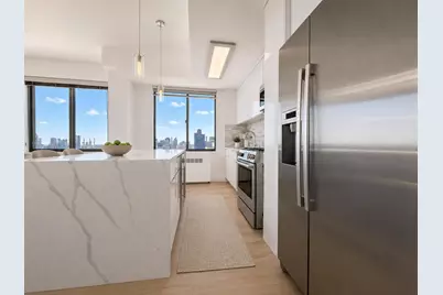 1735 York Avenue #PH38C, New York City, NY 10128 - Photo 2