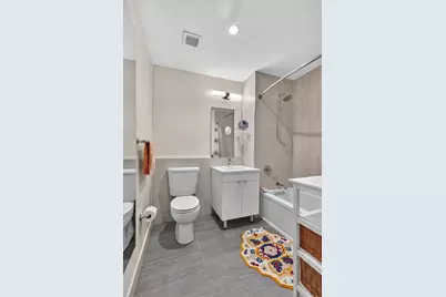 25-21 43rd Avenue #302, New York City, NY 11101 - Photo 6