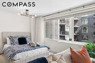 301 E 22nd St, New York City, NY 10010 - Photo 2