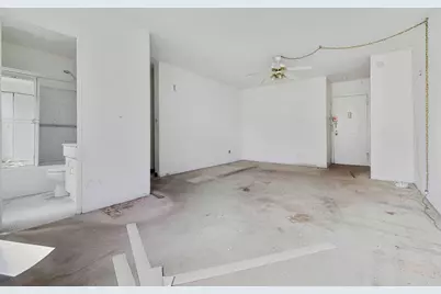1020 Grand Concourse #11RR, New York City, NY 10452 - Photo 2