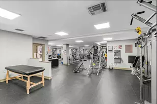 470 W 24th St, New York City, NY 10011 - Photo 16