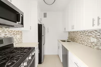 159 W 53rd Street #14F, New York City, NY 10019 - Photo 2