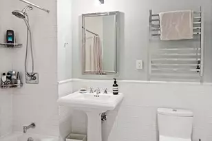 224 W 18th St, New York City, NY 10011 - Photo 14