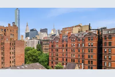 32 Gramercy Park S #10A, New York City, NY 10003 - Photo 4