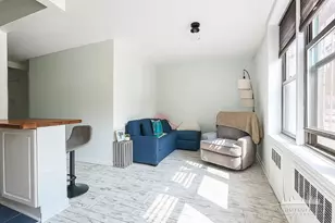 87-70 173rd St, New York City, NY 11432 - Photo 4